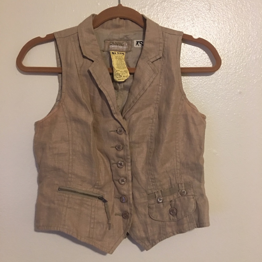 DA-NANG Women's Tan Linen Notch Lapel Vest